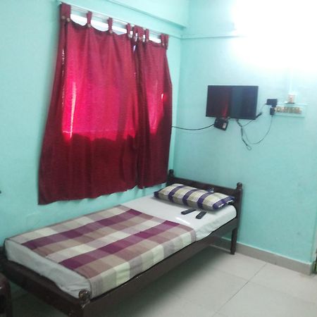 The White House Residency Hotel Chennai Eksteriør billede