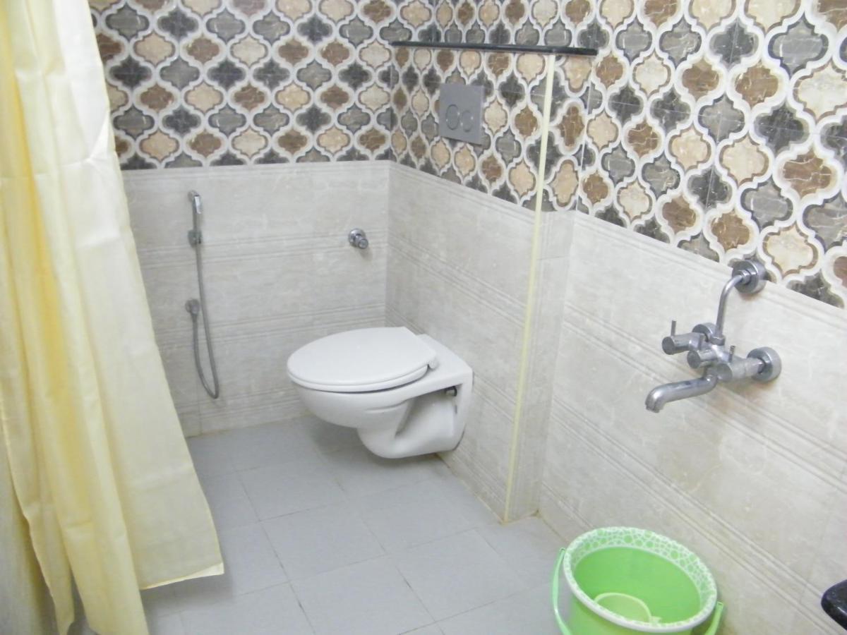 The White House Residency Hotel Chennai Eksteriør billede