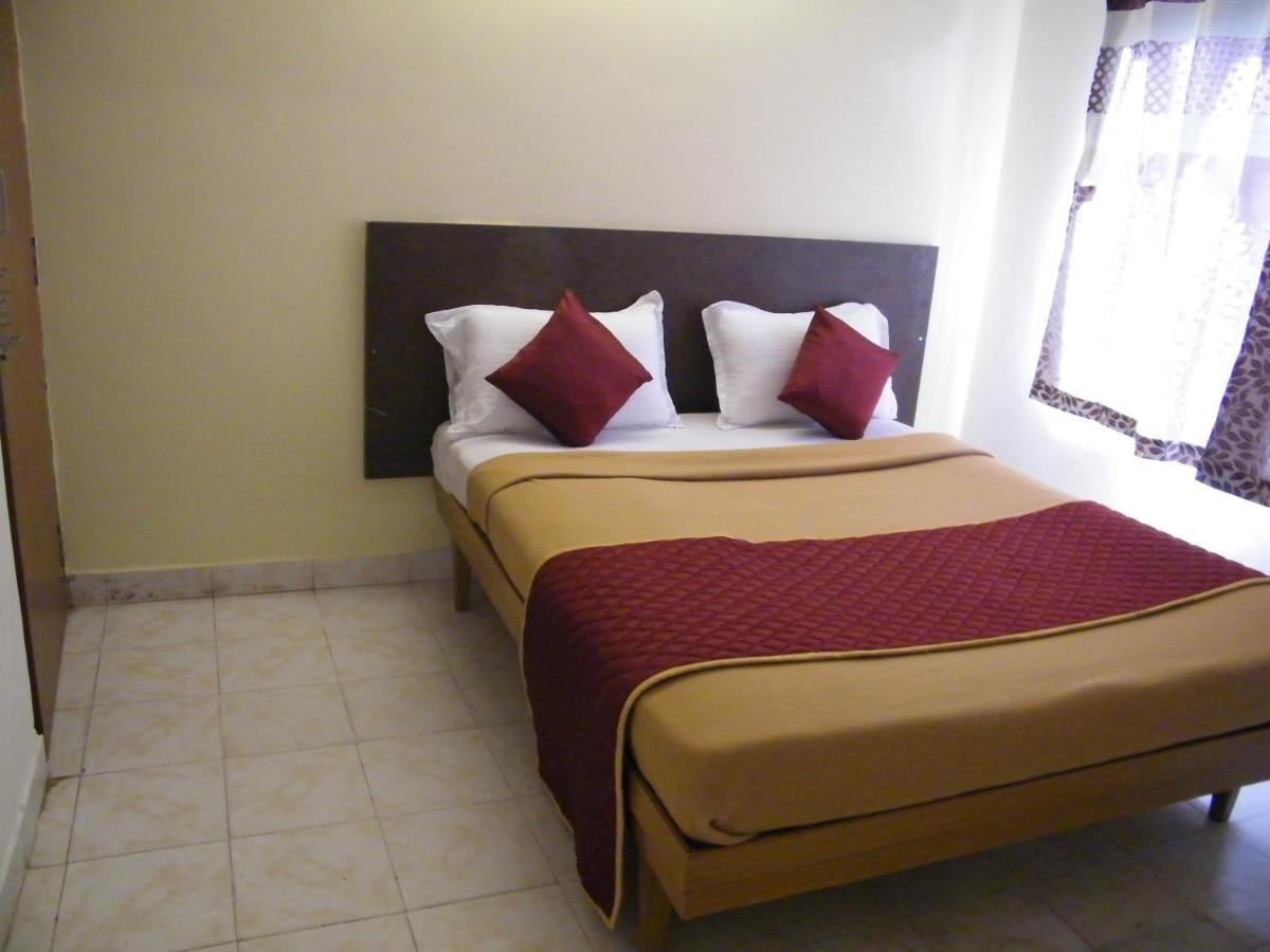 The White House Residency Hotel Chennai Eksteriør billede