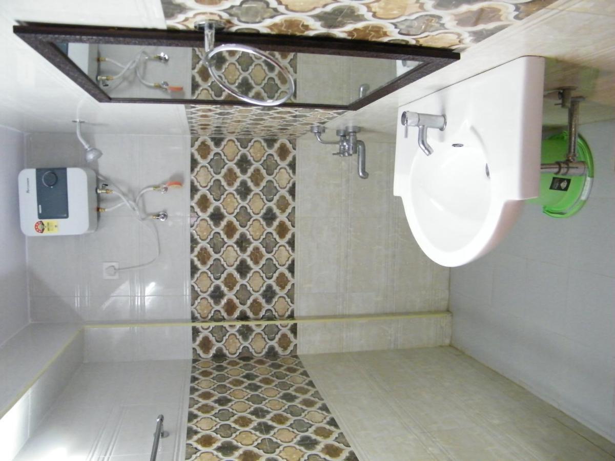 The White House Residency Hotel Chennai Eksteriør billede